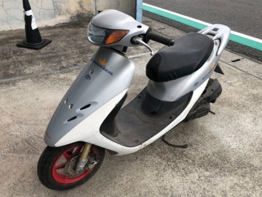 レストアベース限定5000台HONDAライブDIO ZXスペシャル