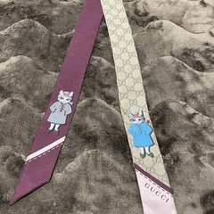 売約】GUCCIヒグチユウココラボネックボウシルクスカーフリバーシブル