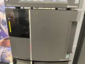 Shimadzu 8060 LC-MS/MS System | LabX.com