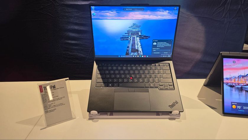 Meet Lenovo's 8th Gen ThinkPad X1 Carbon: Almost the Same as the