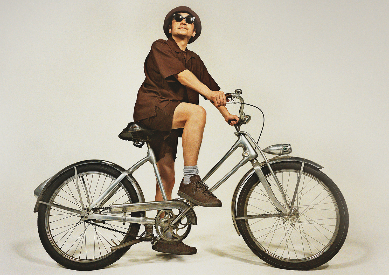 中田慎介がデザイン監修したadidas Originalsの『STAN SMITH LUX』