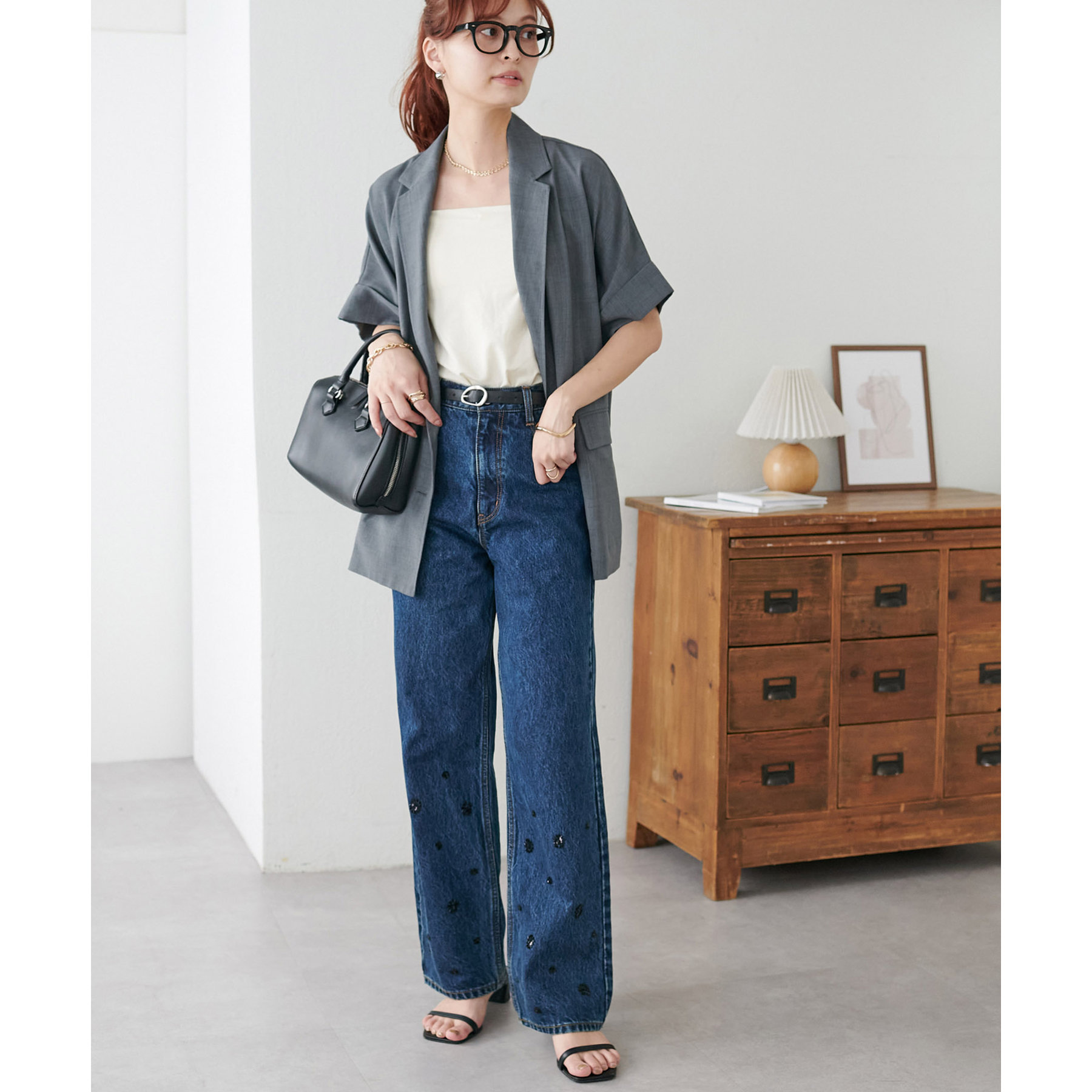 ビジュー使いデニムストレートパンツ | ファッション通販サイト NUGU