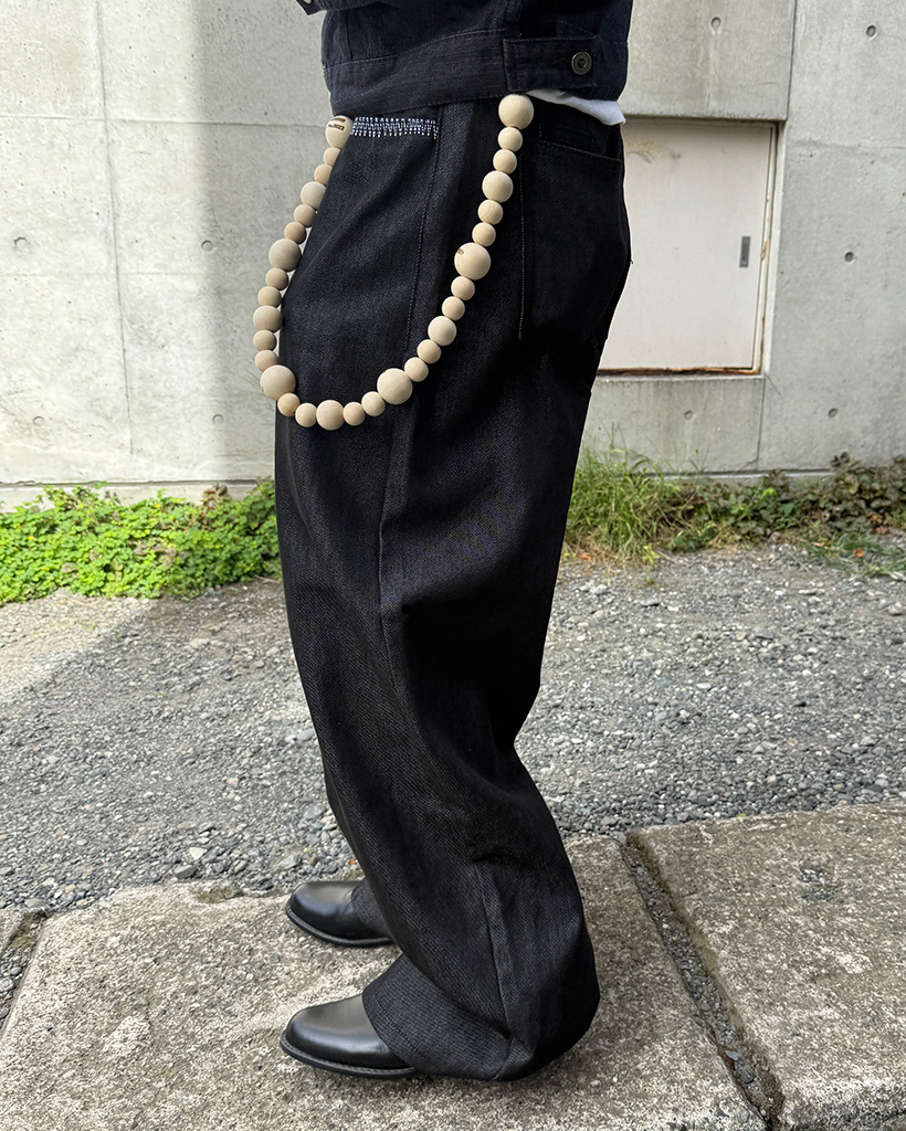 スパイダー刺繍デニムパンツ | ファッション通販サイト NUGU