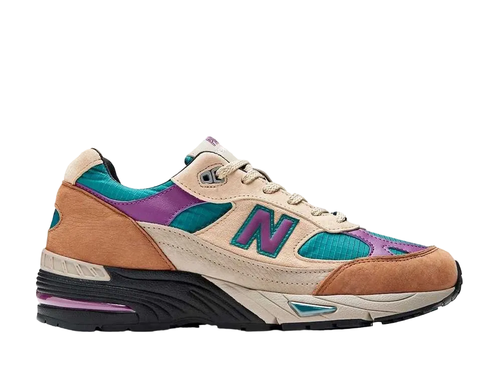 Palace × New Balance 991 