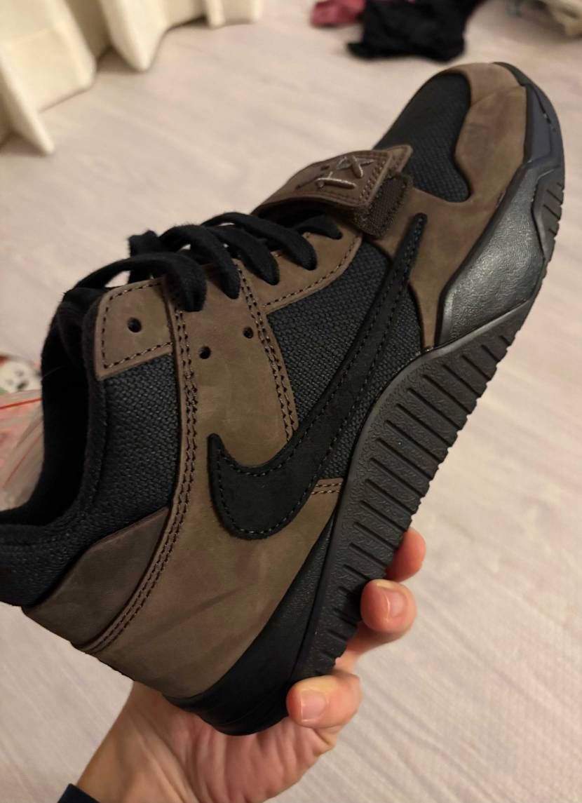 トラヴィススコット × ナイキ ジョーダン ジャンプマンジャック TR CJ1