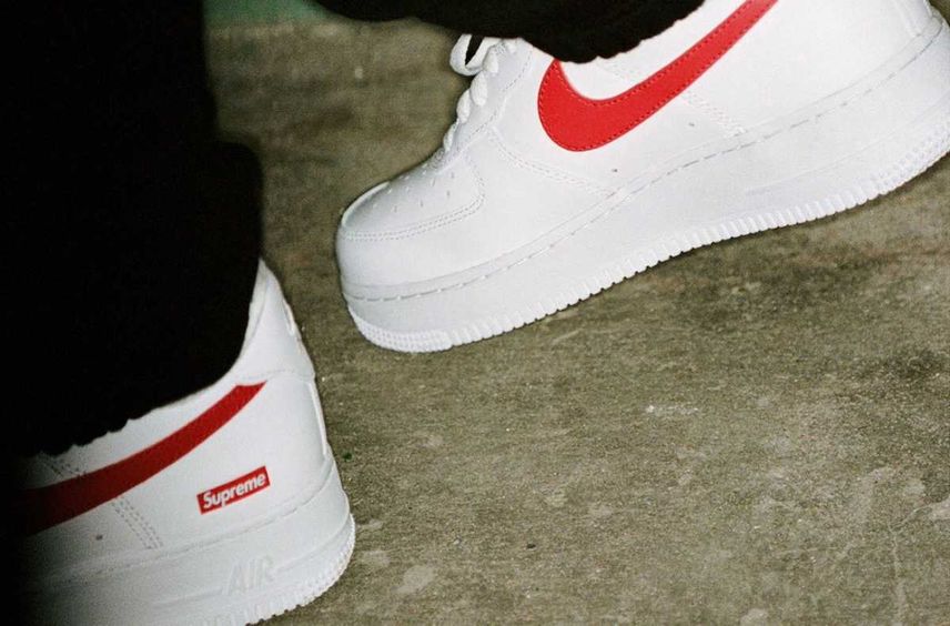 Supreme × Nike Air Force 1 Low China Exclusive 