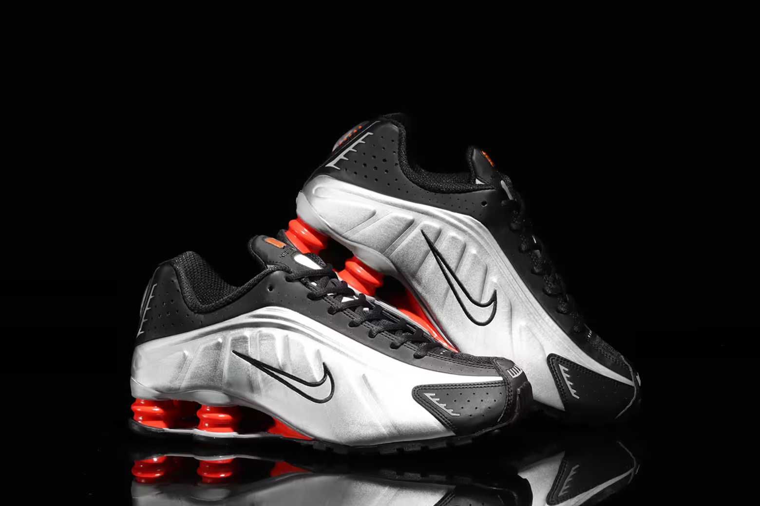 9/10発売｜Nike Shox R4 OG 