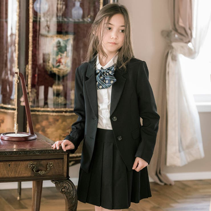 リボンとネクタイ付き 5点セット 女の子 卒業式スーツ[品番