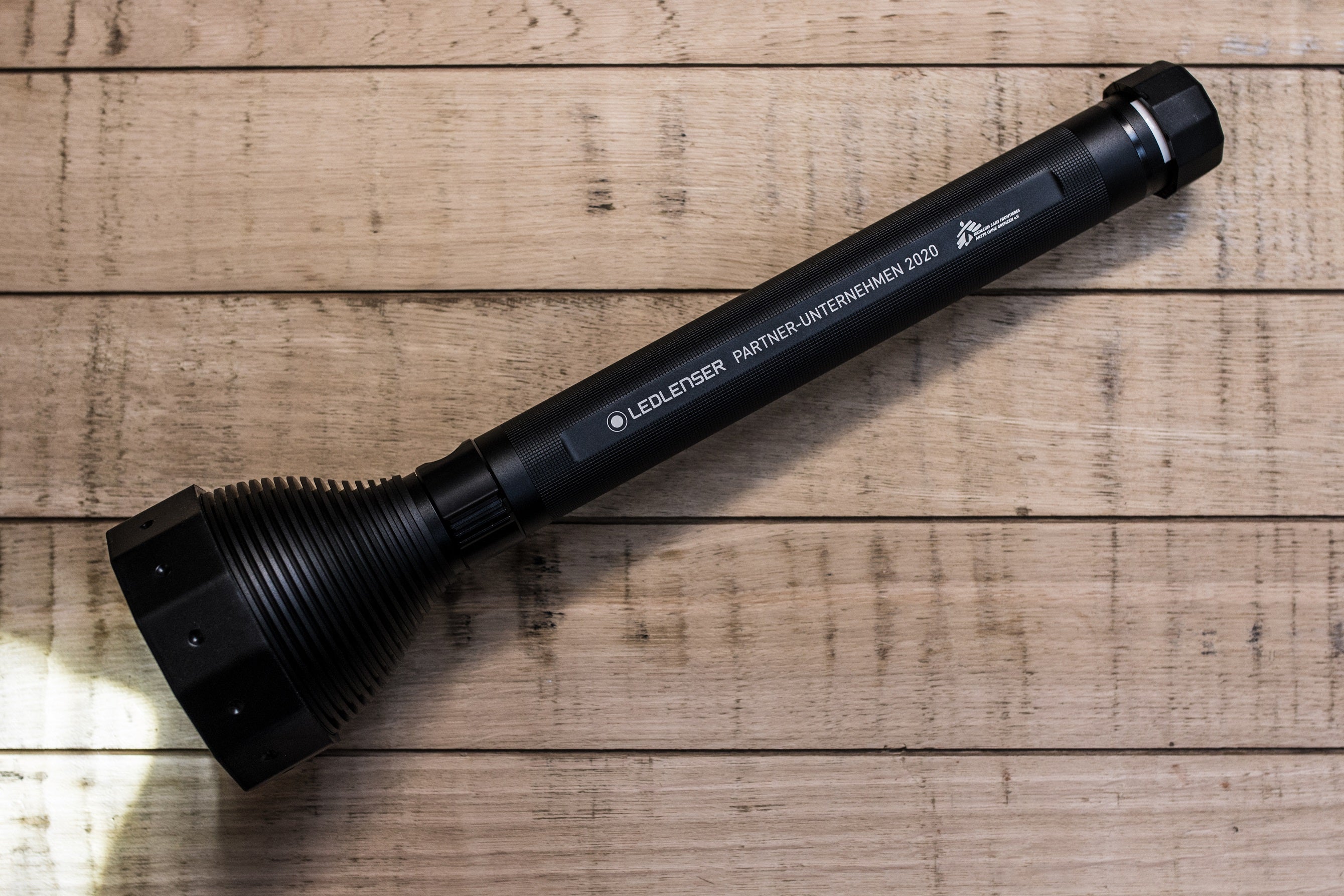 Ledlenser X21R ｜フラッシュライト｜レッドレンザー公式通販