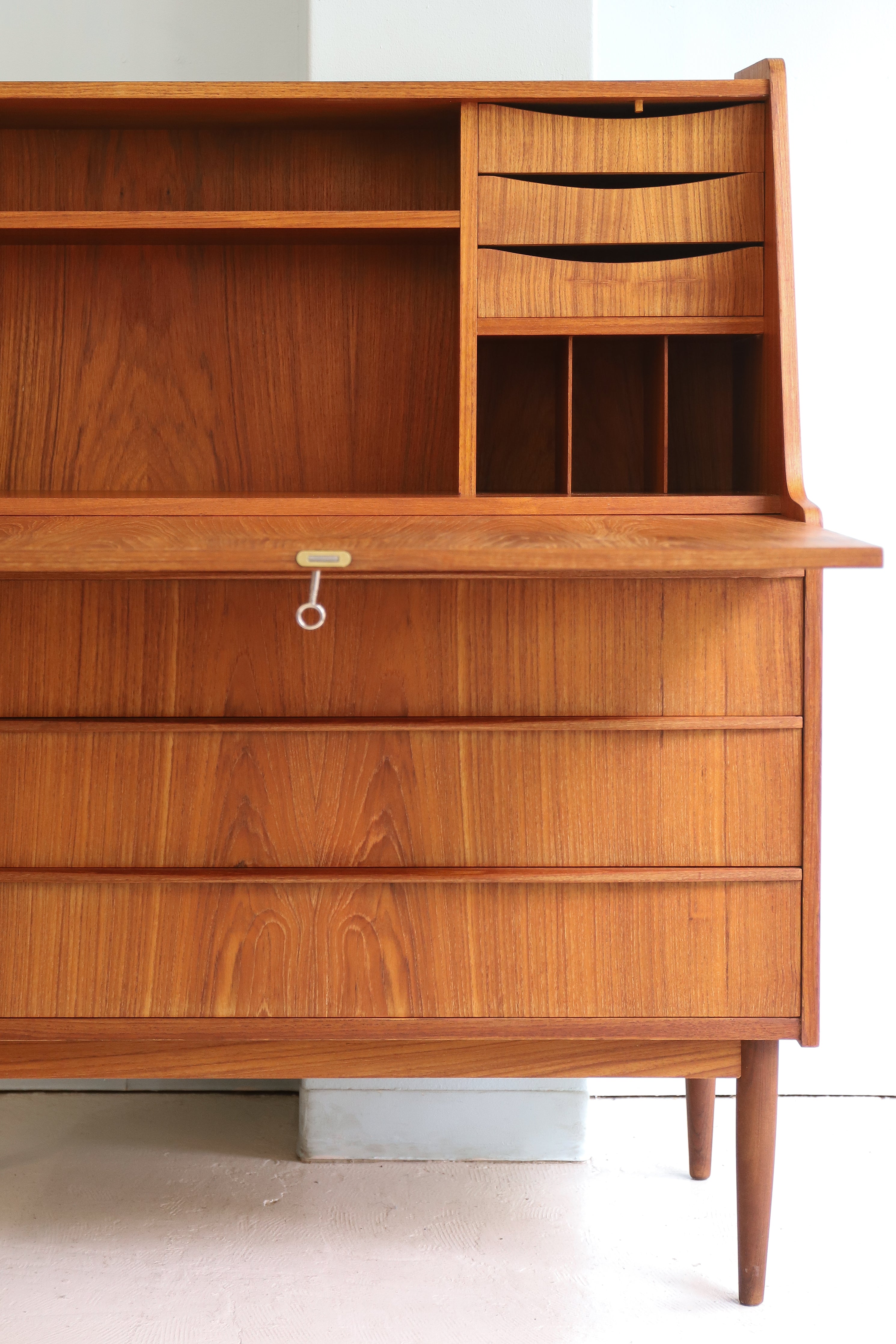 デンマークヴィンテージ ライティングビューロー チーク材 北欧家具