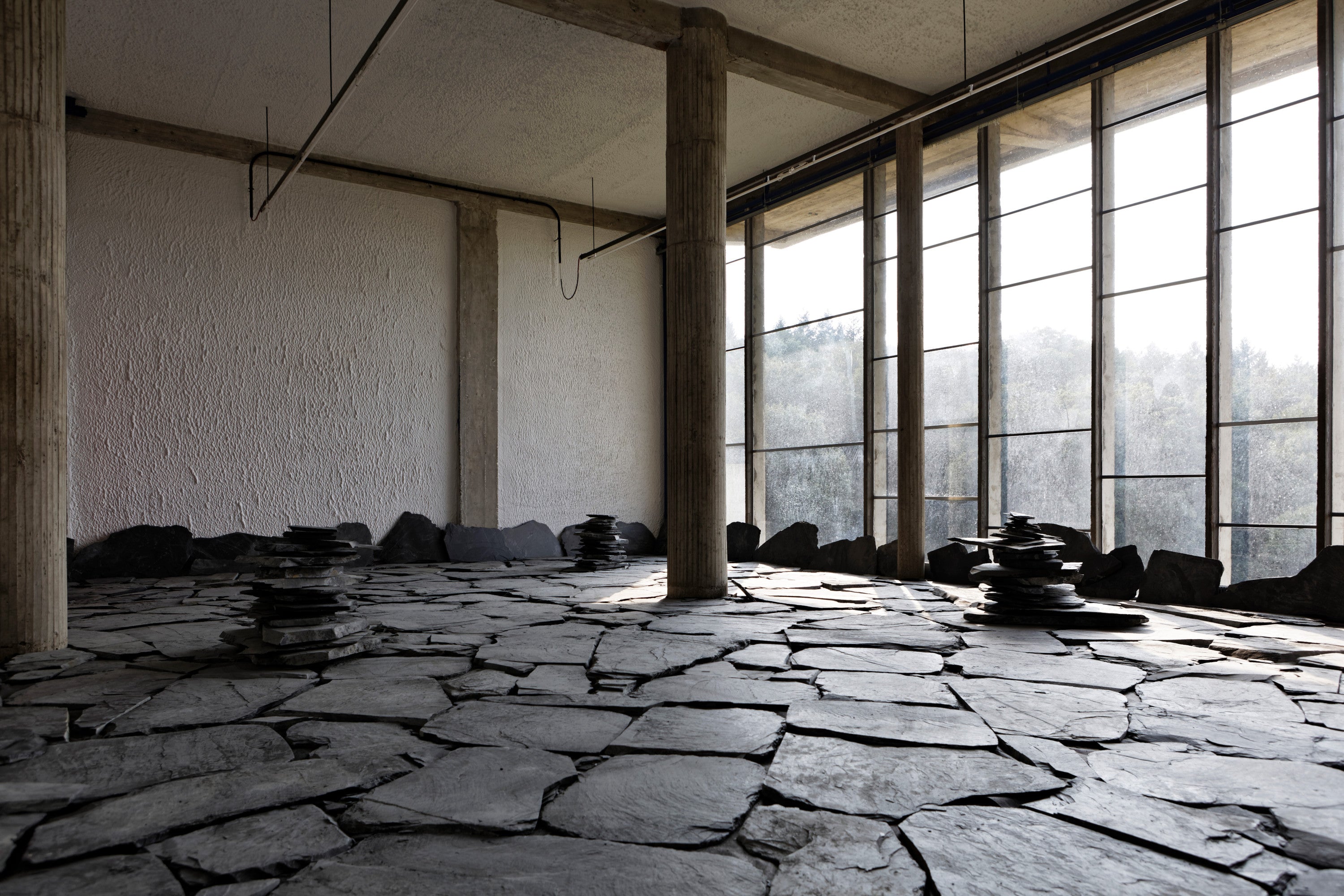 李禹煥の大規模展が兵庫県立美術館で開催 | Whitestone Gallery