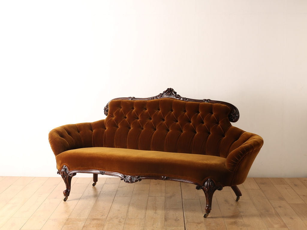 歴史を纏う | ロイズ・アンティークス | ヨーロッパのアンティーク