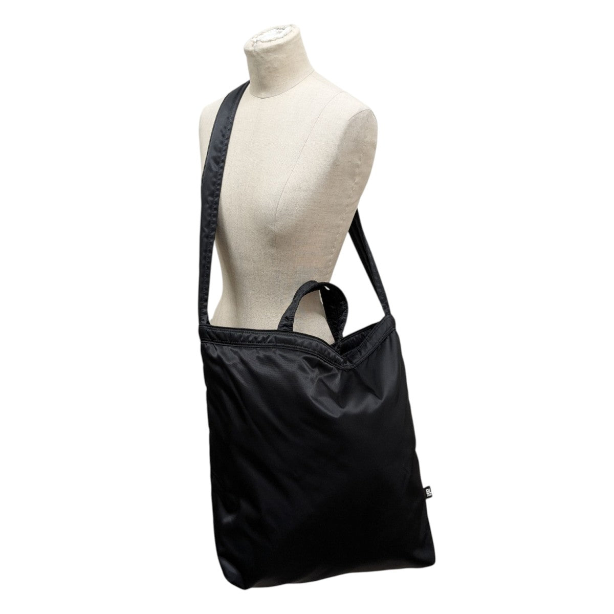 BLACK COMME DES GARCONS