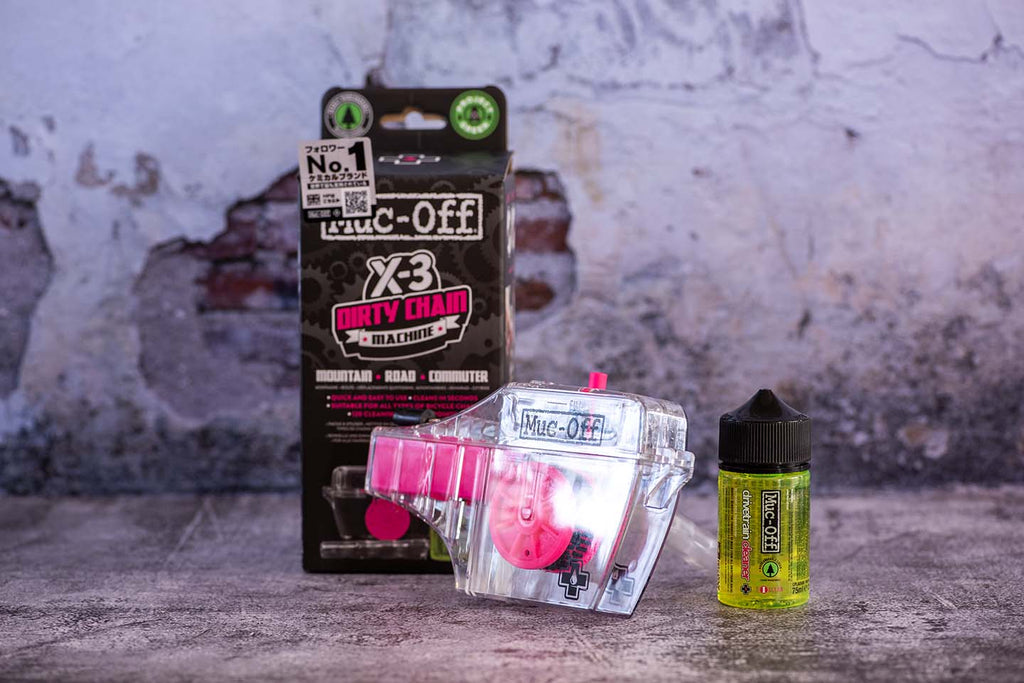 マックオフのX3ダーティチェーンマシン 高密度ブラシと四方を囲う反発