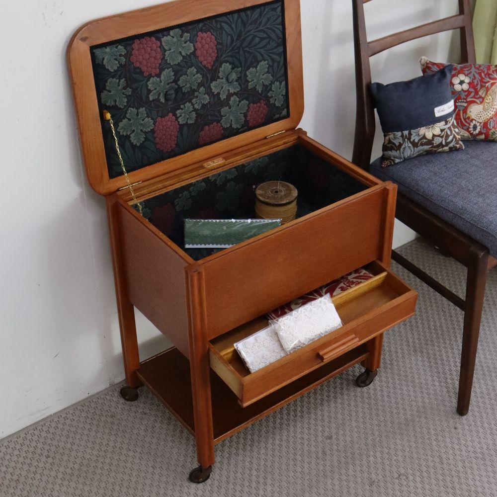 オシャレな収納ボックスに♪ ソーイングボックス VC107-299MORRIS