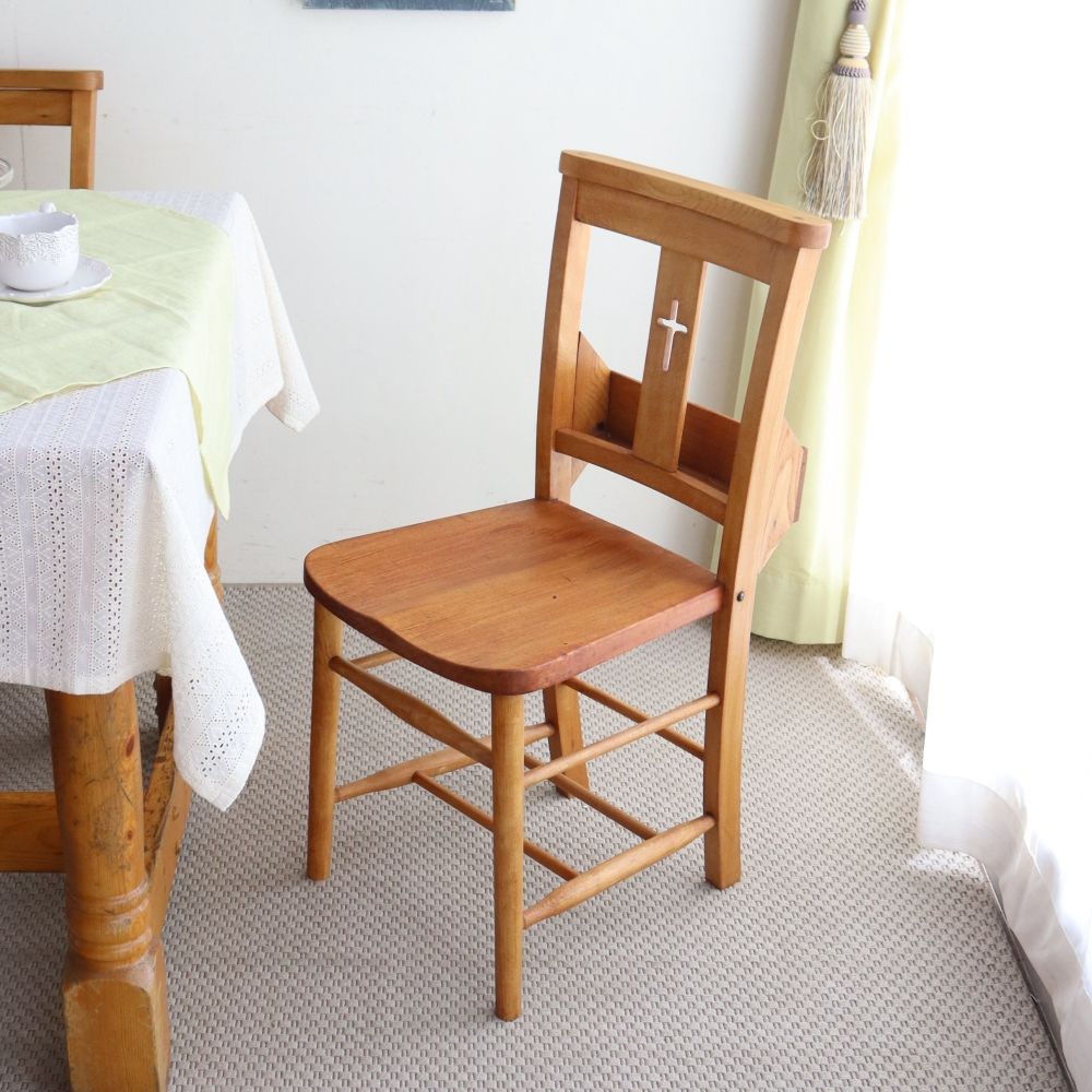 十字架の透かし模様♪ クロスバック チャーチチェア VC104-181001