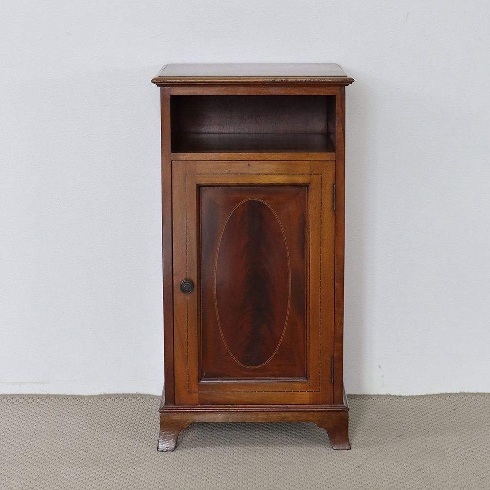 象嵌細工が見事です♪ ベッドサイドキャビネット VC109-234