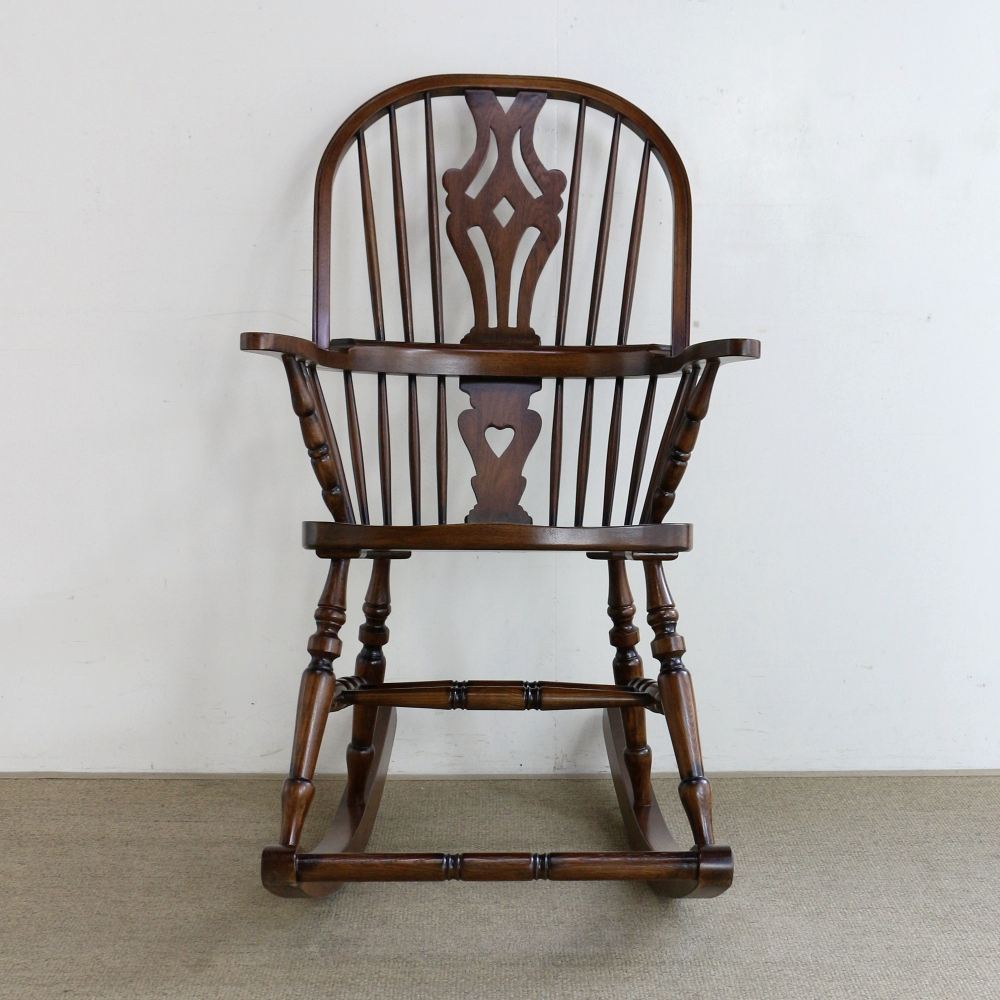 趣きのある佇まい♪ アンティーク風 ロッキングチェア MC2-JG329