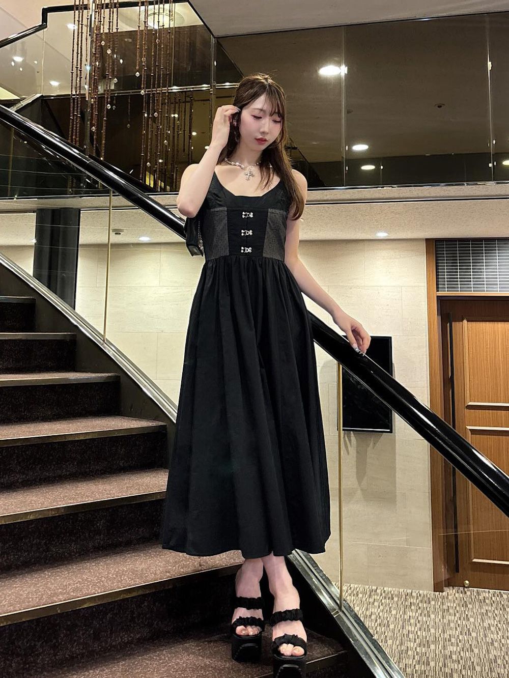 サテンプラットフォームサンダル – Darich (ダーリッチ)