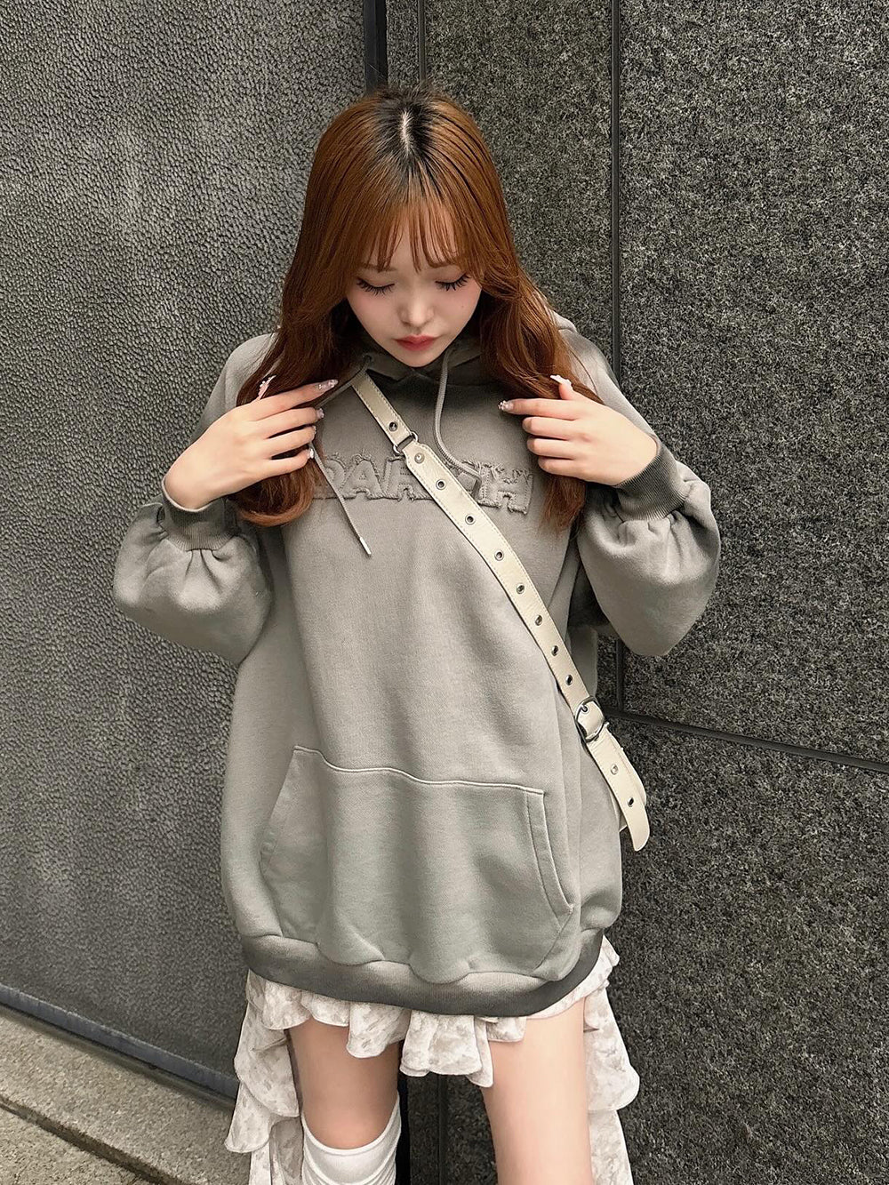 スプレーレースアップフーディ – Darich (ダーリッチ)