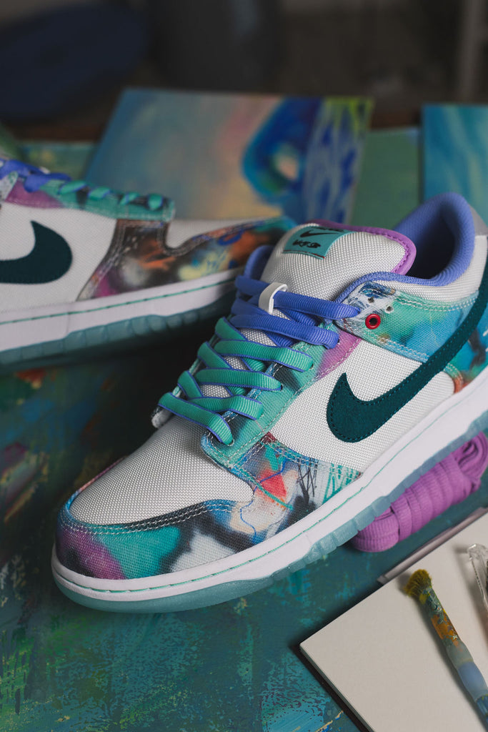 Nike SB x Futura Laboratories Dunk Low Pro QS – Drift House