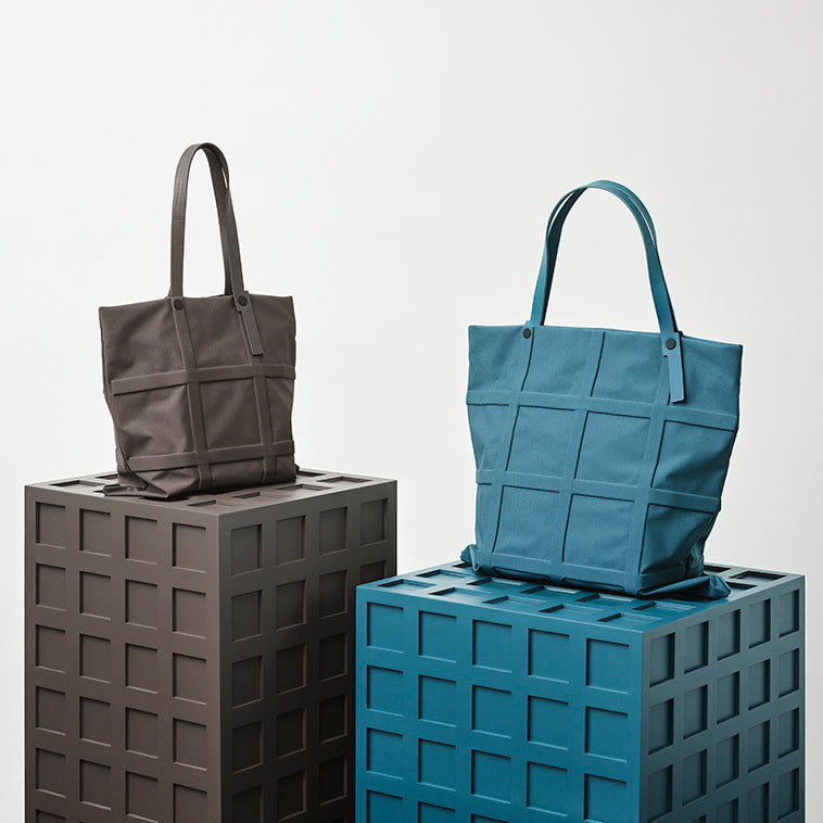 アイテムのご紹介「GRID」 – isseymiyake.com