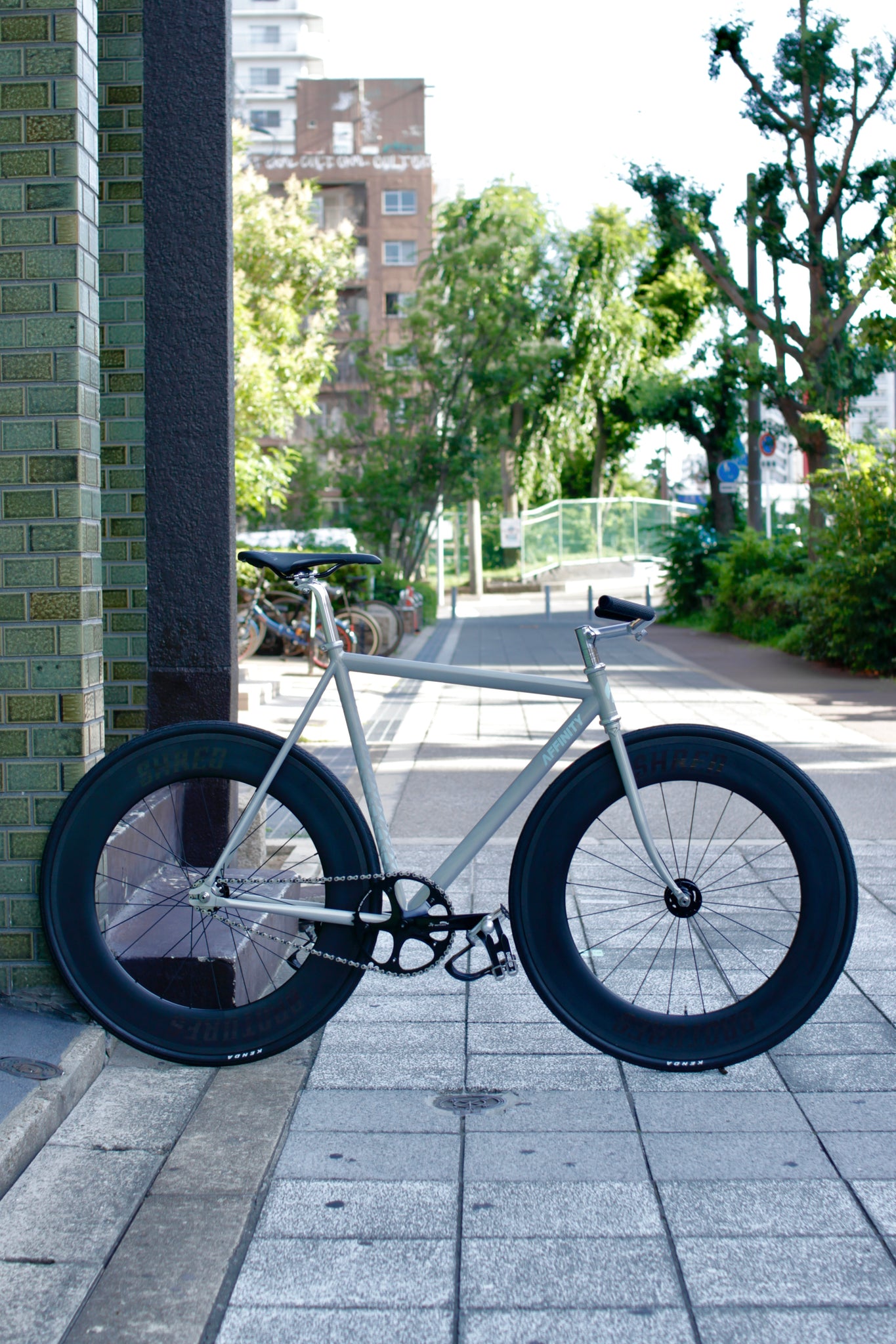 LOPROも遂にこれがラストです。Sサイズが2カラー大阪にあり。 | ブロー