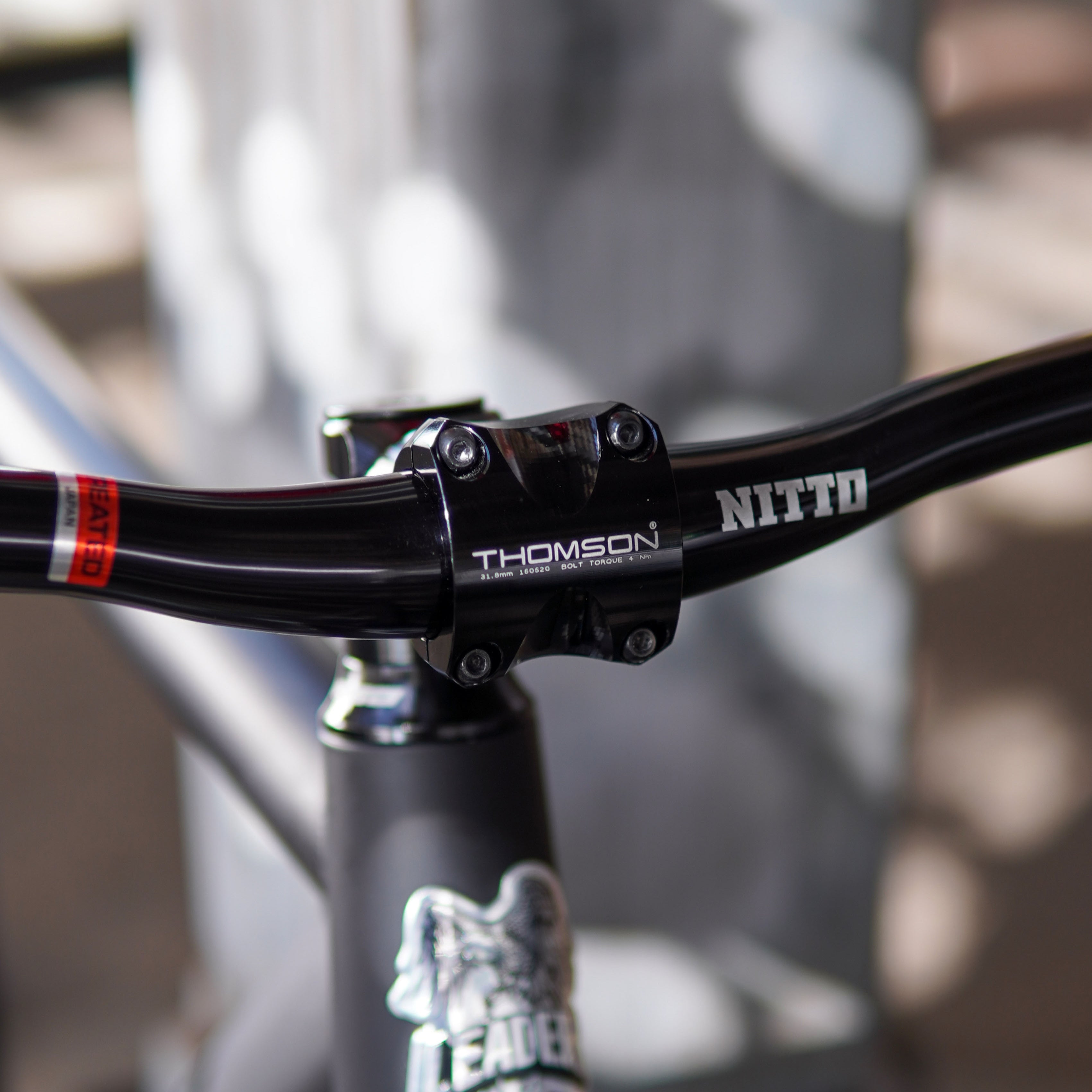 THOMSON ステム SW-E11-T-BK ブラック 収納袋付き THOMSON ステム SW