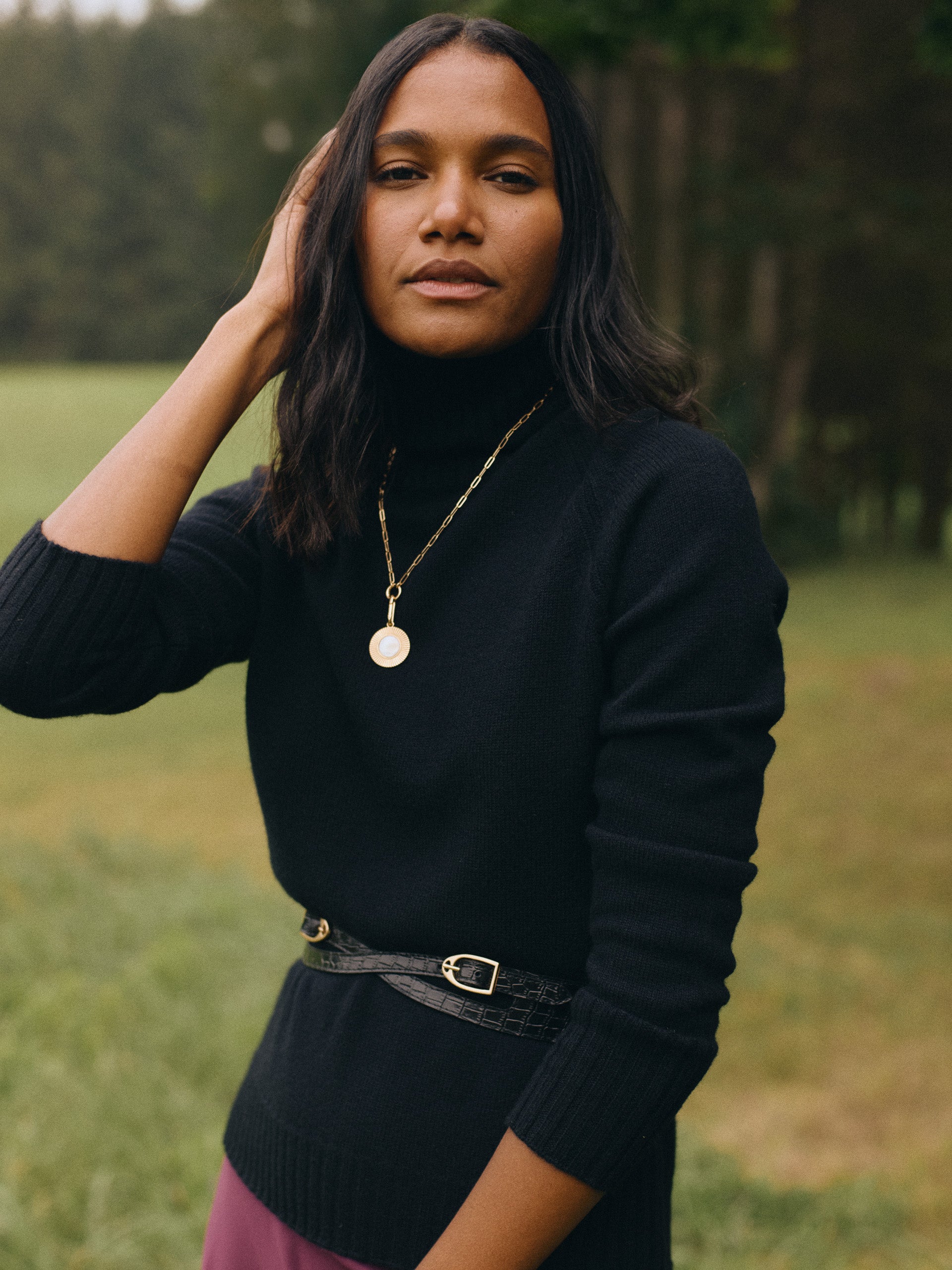 Black Solid Isla Cashmere Turtleneck | Women's Sweaters | J.McLaughlin