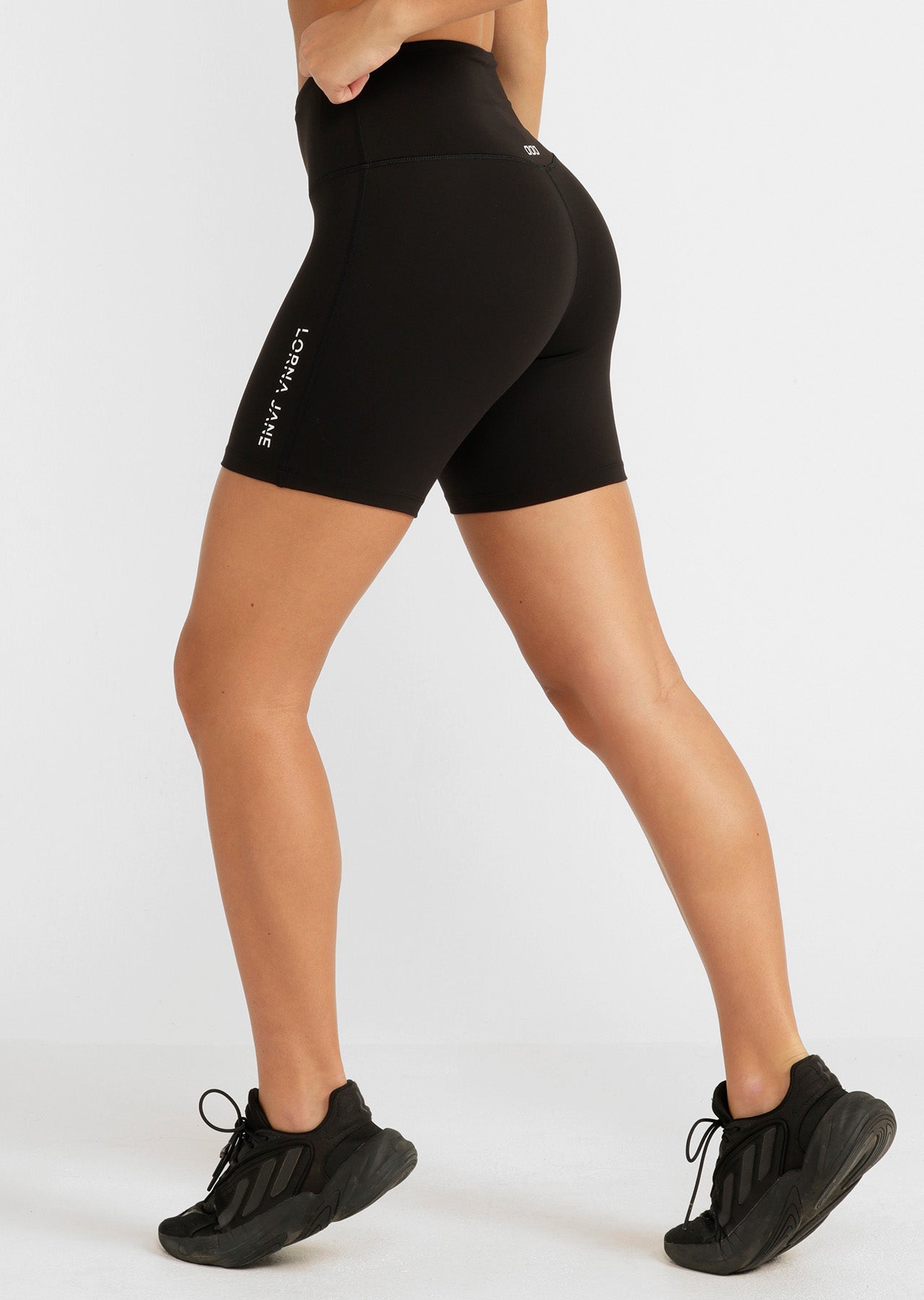 Lotus No Chafe 16cm Bike Shorts | Lorna Jane