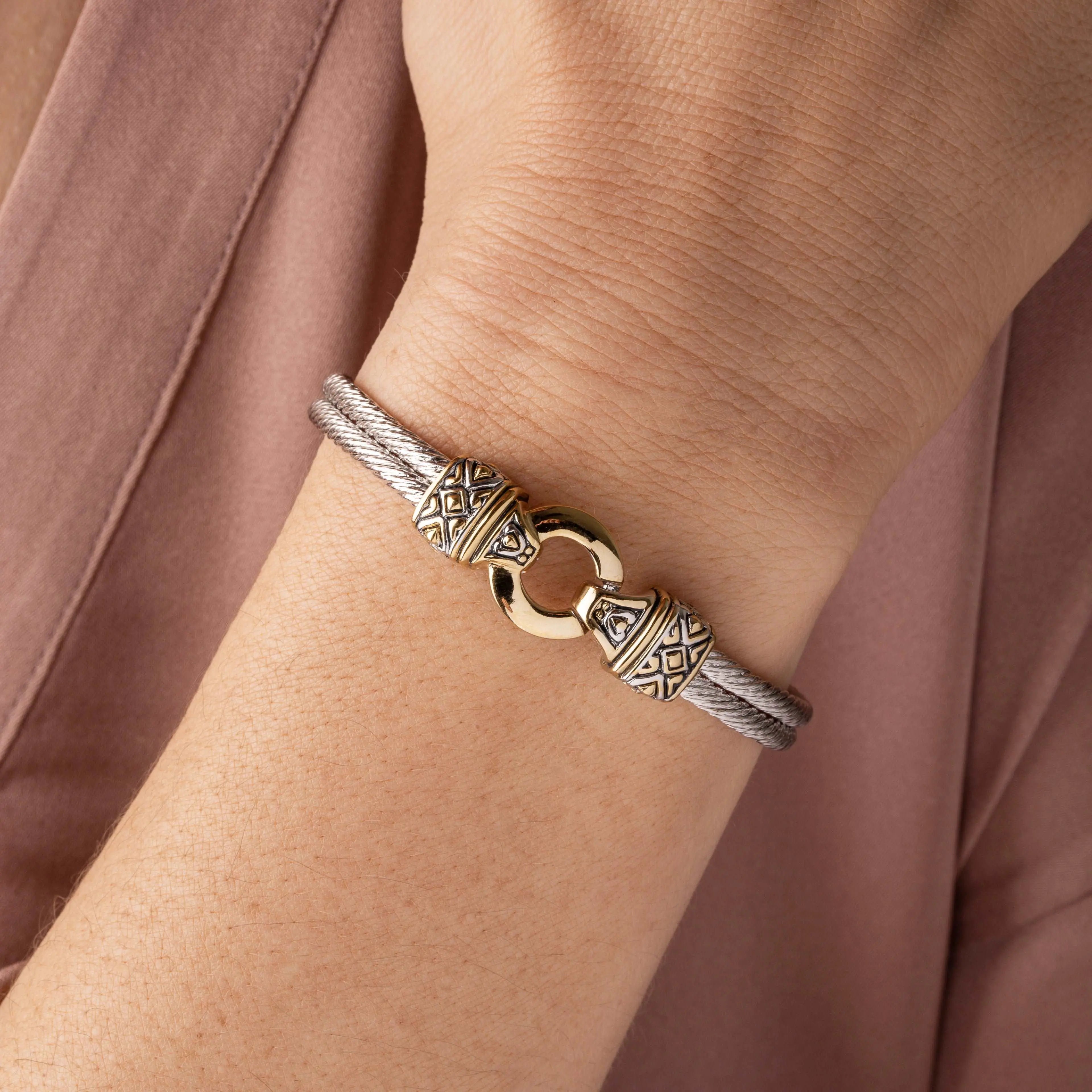 Gold Circle Double-Wire Bracelet - Antiqua Collection – John