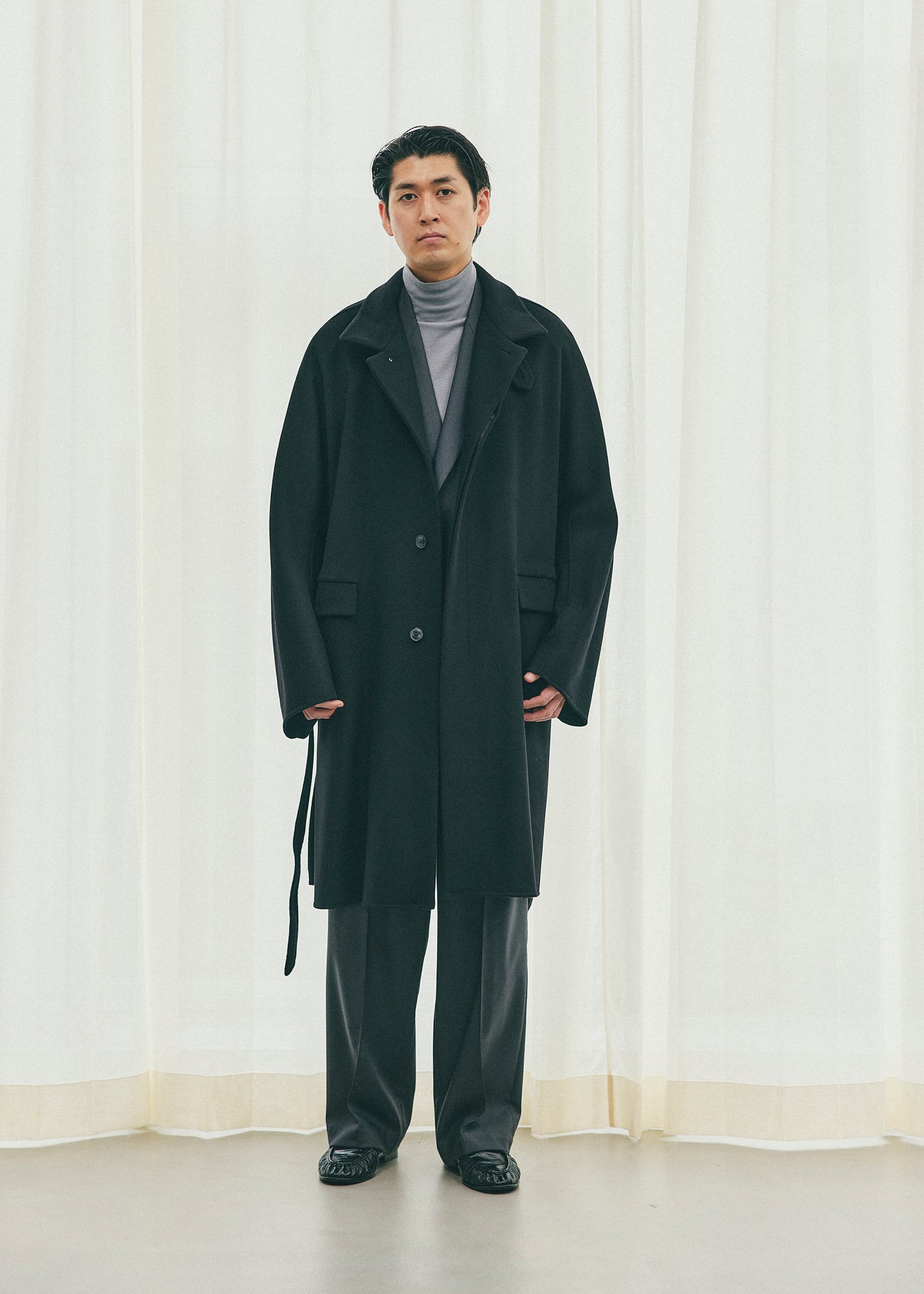 ウールツイルセンタークリースパンツ｜SOÉJU k - SOÉJU online store