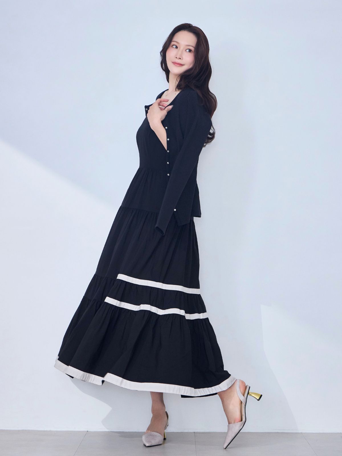 ONLINE RELEASE DATE ｜overE/オーバーイー |胸が大きな女性のための