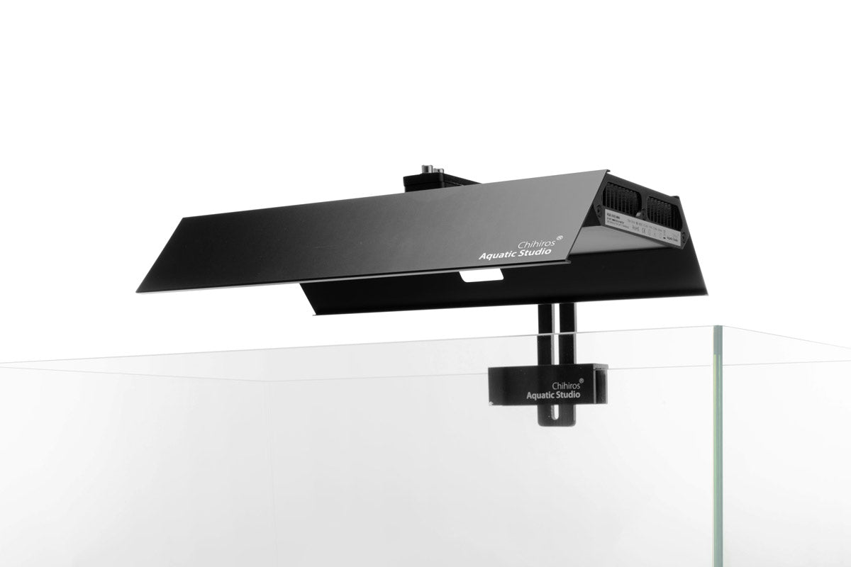 ジャンク品】Chihiros LED VIVID2 シルバー 中古シェード付き ジャンク