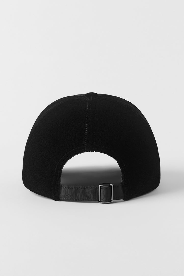 Velvet Off-Duty Cap - Black | ALO