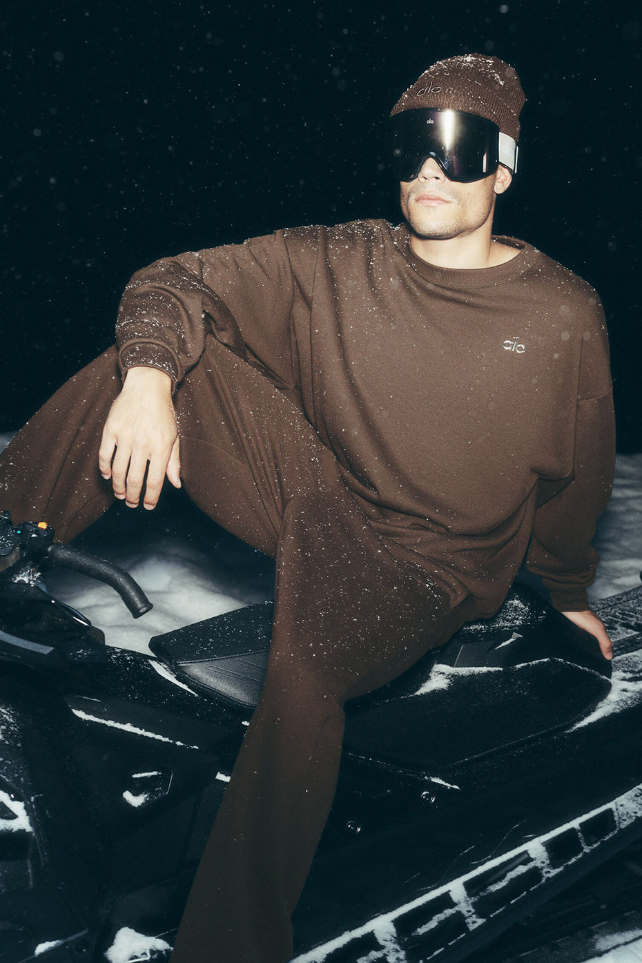 Accolade Hoodie - Espresso | ALO