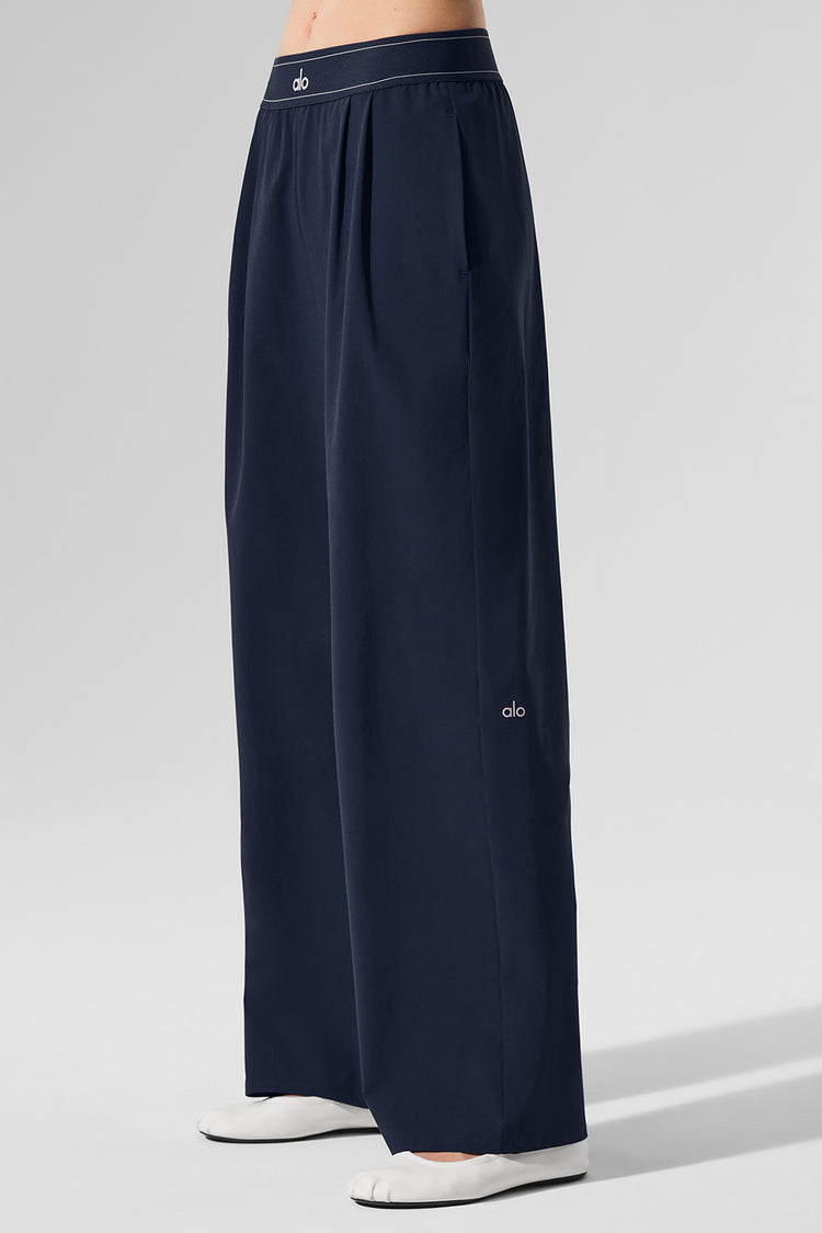 Suit Up Trouser (Regular) - Navy | ALO