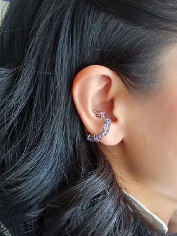 人気アイテムは完売…優美な耳元にうっとり”SWAROVSKI(スワロフスキー