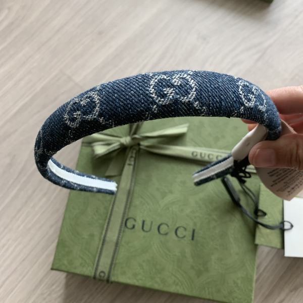 インスタ映え】Gucci(グッチ)のヘアアクセサリーが可愛すぎてバズり中