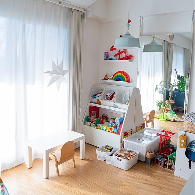 イケア BERGIG ベリグ ブックディスプレイ 収納付き - 通販 | 家具と