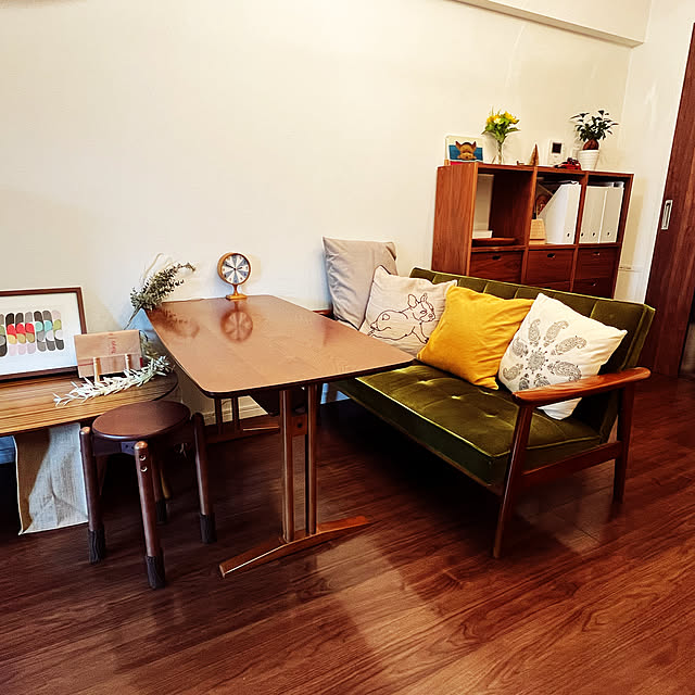 カリモク60カフェテーブルのおすすめ商品とおしゃれな実例 ｜ RoomClip