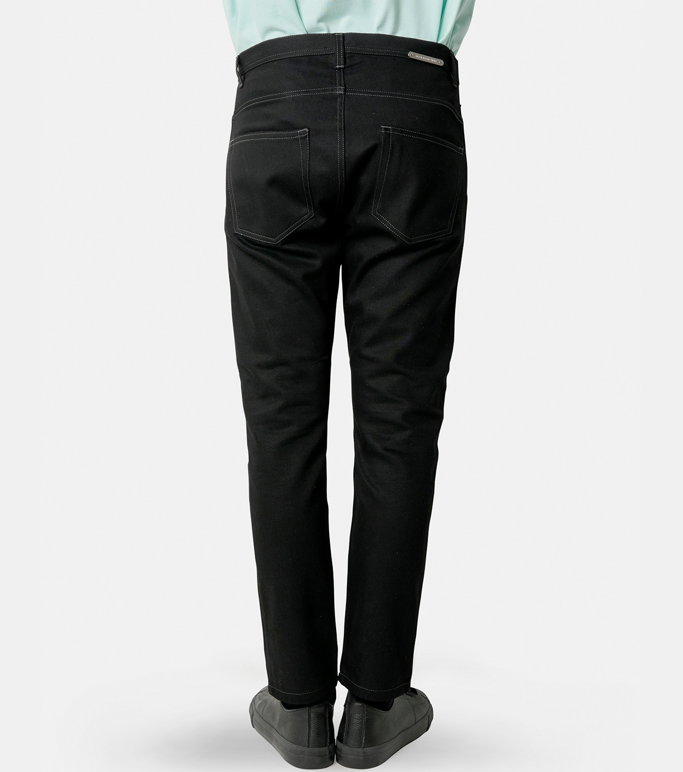 ニコラ アンドレア タラリス - Nicolas Andreas Taralis | STRAIGHT