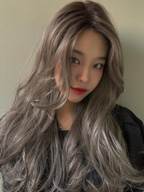 PINKAGE（ピンクエイジ）の「手植えフルウィッグ) レイヤードルーズC