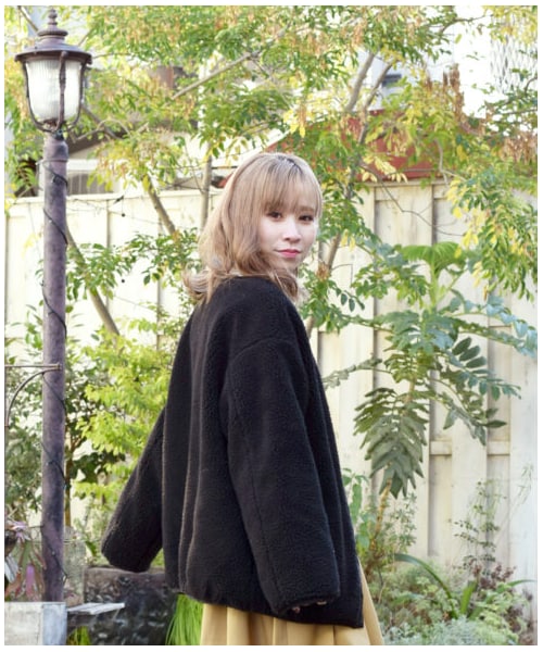 w closet（ダブルクローゼット）の「リバーシブルボアブルゾン