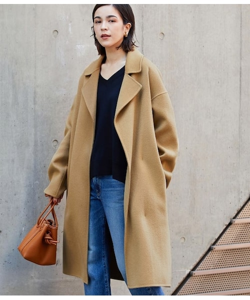 ADAM ET ROPE'（アダムエロペ）の「ビッグラペルダブルフェイスコート