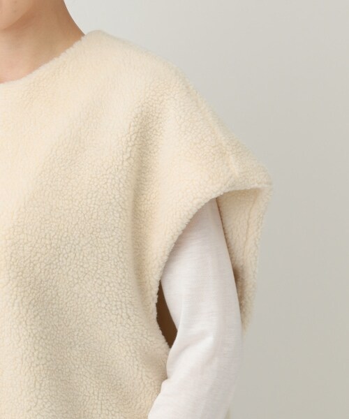 Curensology（カレンソロジー）の「ショートボアベスト（）」 - WEAR