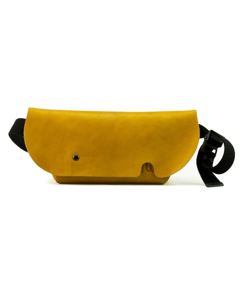 Uni&co.（ユニアンドコー）の「MESSENGER BAG (XS)/BROWNY YELLOW