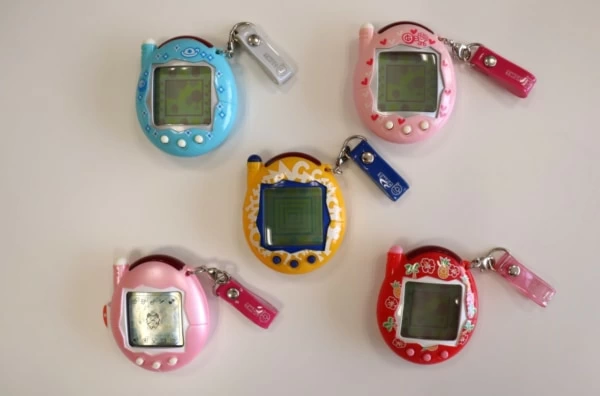 平成女児をとりこにした「祝ケータイかいツーたまごっちプラス」が令和