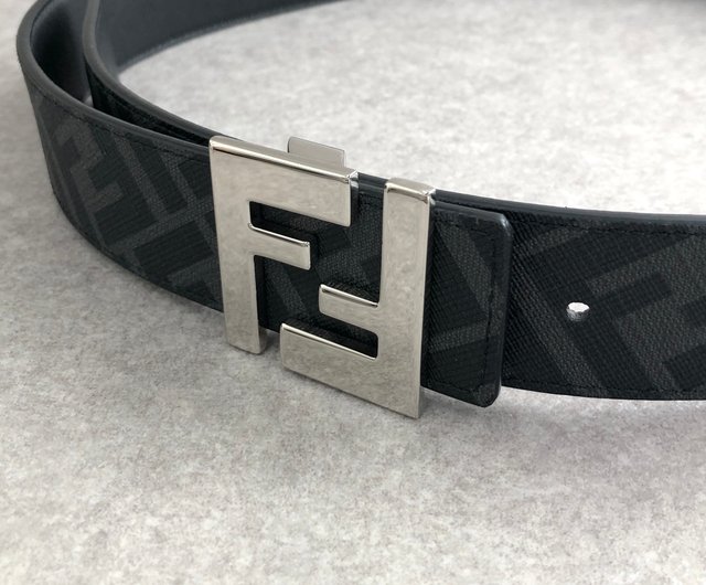 日本直送 名牌中古包 】FENDI フェンディ ベルト ブラック ズッカ
