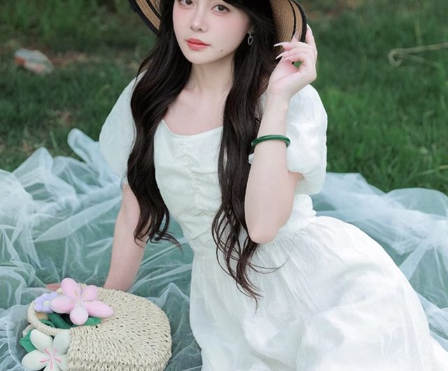 ホワイトスイートティー フレンチレトロパフスリーブワンピース